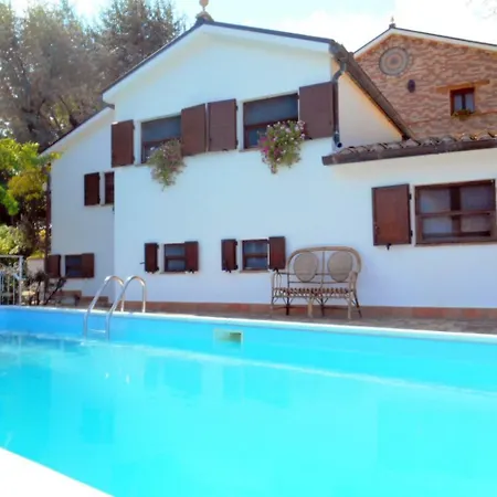 Otus Pool View * Scapezzano
