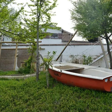 Vendégház Otus Pool View