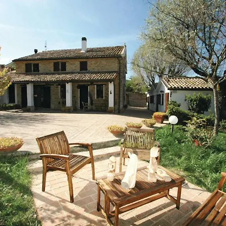 Otus Pool View Scapezzano